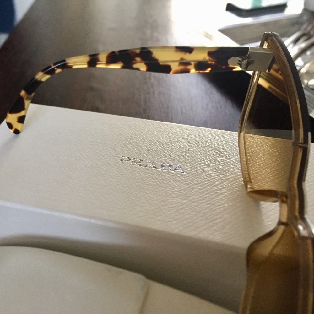 Brand New Prada Hide Eyewear Sunglasses - Picture 4 of 6